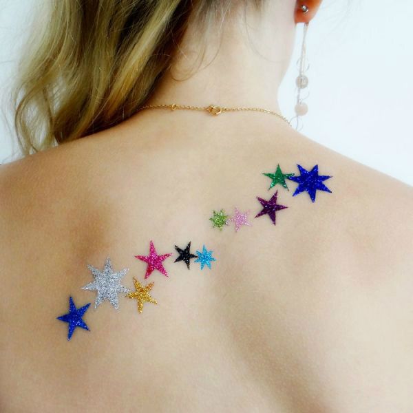 tatouage paillette durée tatouage entre 5 et 7 jours résiste a l eau  plusieurs modeles disponibles pour les filles et les garçons 