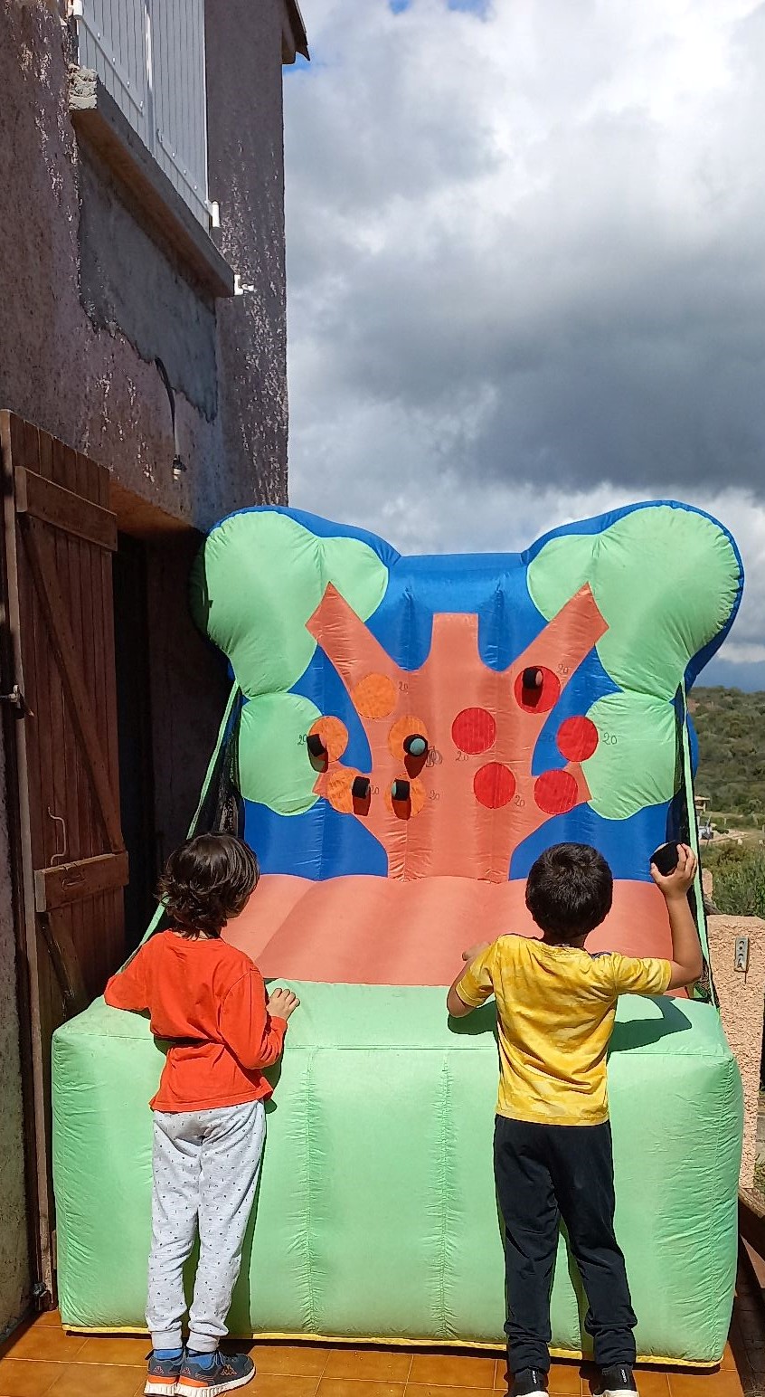 jeux kermesse gonflable